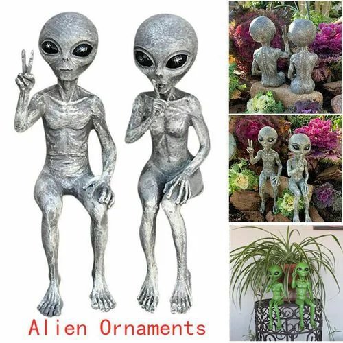Outdoor Space Alien Ornaments Garden Resin Statue Figurine Home Decoration Gift Garden Yard Decoration Outdoor Miniatures